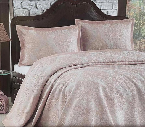 Prabangiais raštais siuvinėta lovatiesė "Gardenya" su 2 pagalvių užvalkalais, pudros spalvos